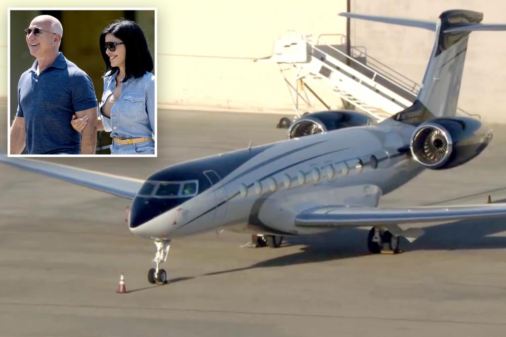 Jeff Bezos' $80M Private Jet Approaching The Speed ​​Of Sound Spotted At LA Airport